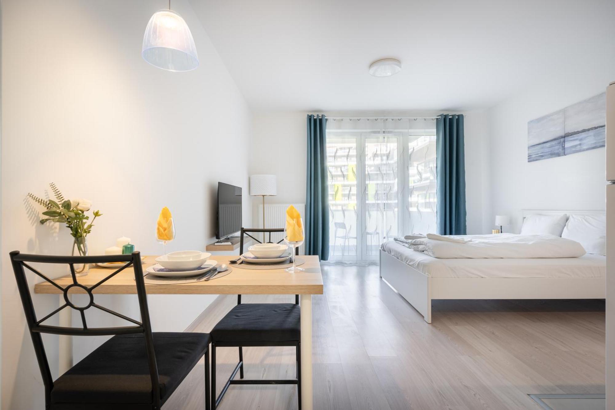 Grand Corvin Studio With Balcony Budapest Kültér fotó