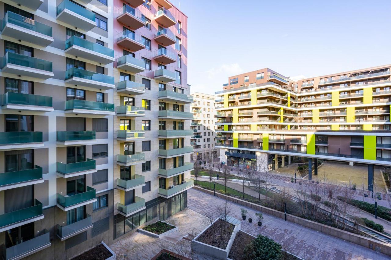 Grand Corvin Studio With Balcony Budapest Kültér fotó